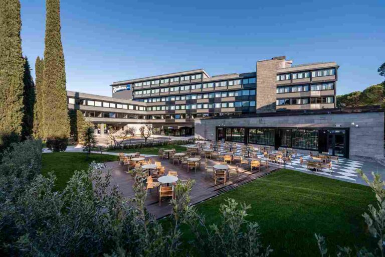 Radisson Blu Hotel a Firenze: il nuovo format di ospitalità toscana tra business, benessere, gusto e territorio