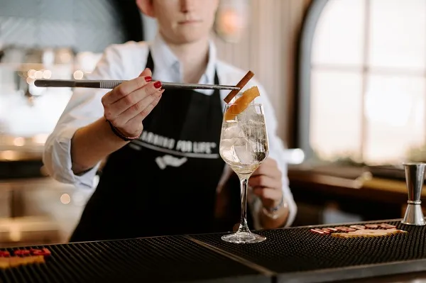 Diageo: arriva a quota 1000 il numero dei professionisti italiani del settore hospitality formati con “Learning for Life”  in 10 anni