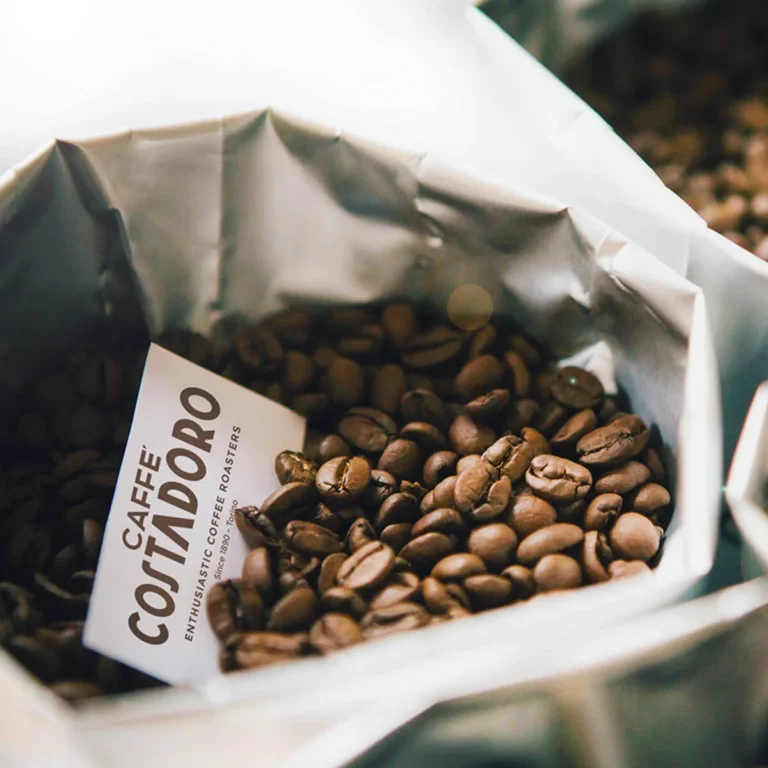 Il caffè anche in vacanza: Costadoro accompagna l’estate con le sue bevande fredde
