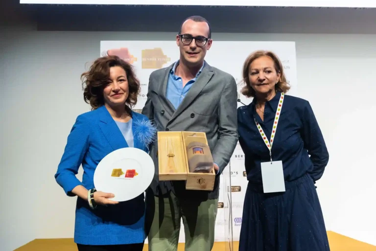 Eccellenza in sala: Identità Milano 2026 premia Alex Bartoli di Villa d’Este sul Lago di Como